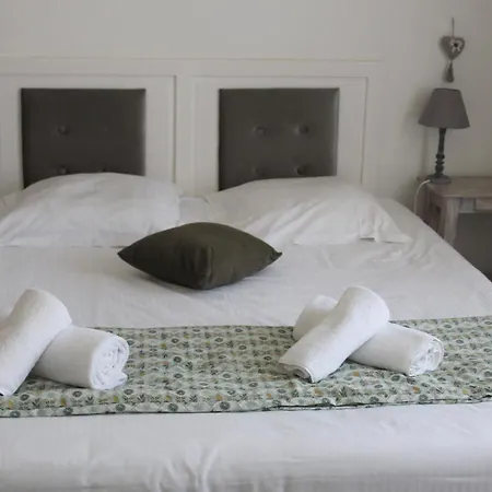 Au Marais Hotel