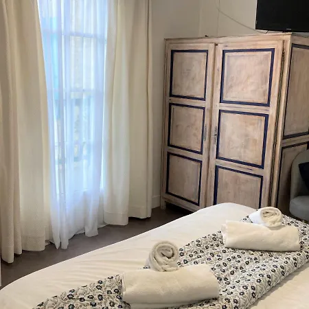 Au Marais 쿨롱