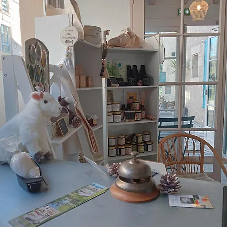 Au Marais كولون