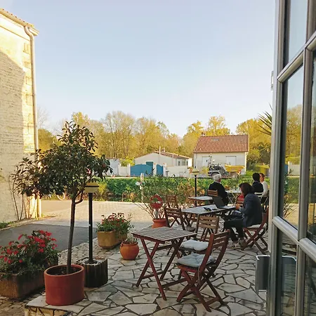 Au Marais 3*